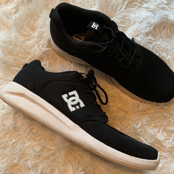 dc workout shoes